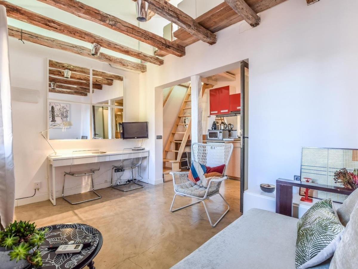 Apartamento En La Plaza De Lavapies Para 4 Personas Madrid Extérieur photo