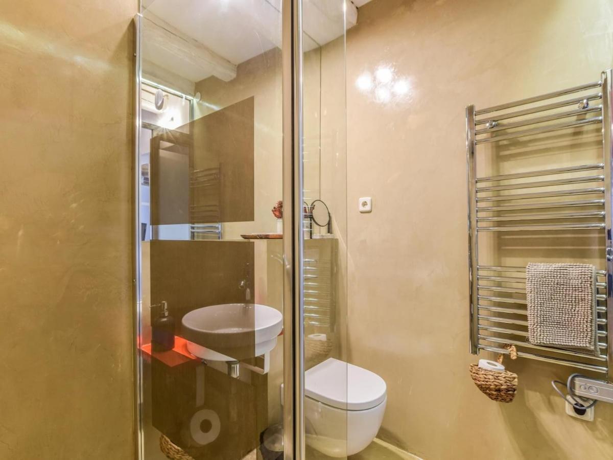 Apartamento En La Plaza De Lavapies Para 4 Personas Madrid Extérieur photo