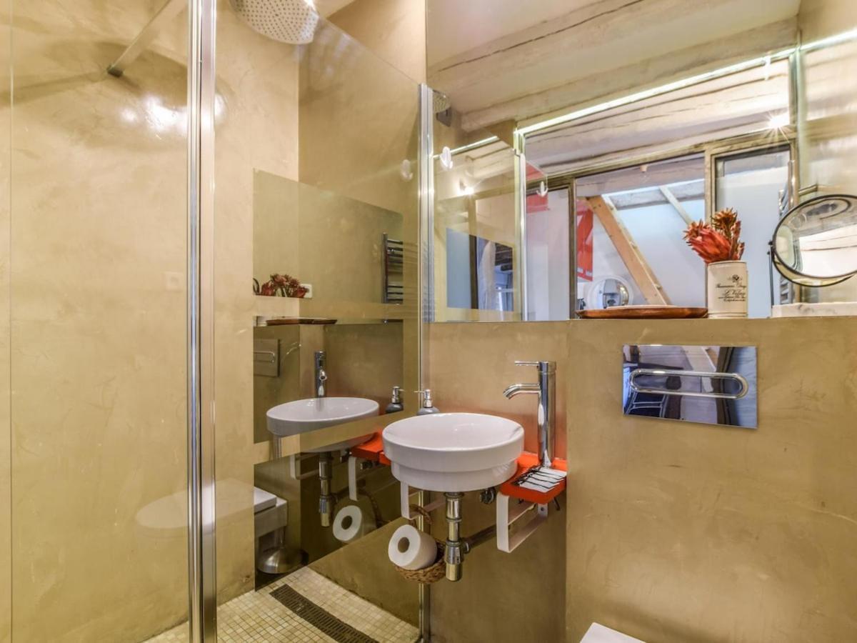 Apartamento En La Plaza De Lavapies Para 4 Personas Madrid Extérieur photo